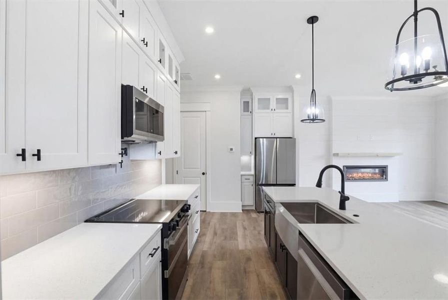 Furnished interior view inside a new home in , Braselton (Image 4).