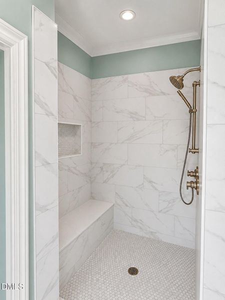 318 Master Shower