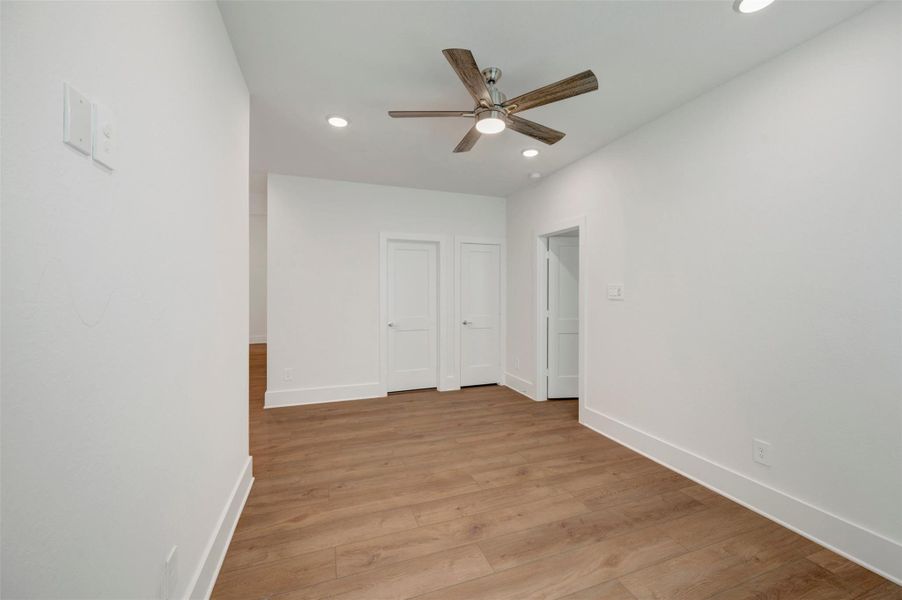 Spacious, unfurnished interior of a new home in The Oaks on 6th Street, Magnolia (Image 24). Spacious, unfurnished interior of a new home in The Oaks on 6th Street, Magnolia (Image 24).