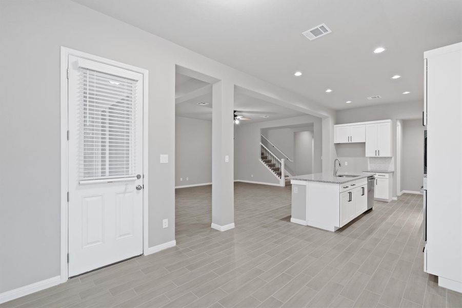 Furnished interior view inside a new home in Crescent Bluff, Georgetown (Image 7). Furnished interior view inside a new home in Crescent Bluff, Georgetown (Image 7).
