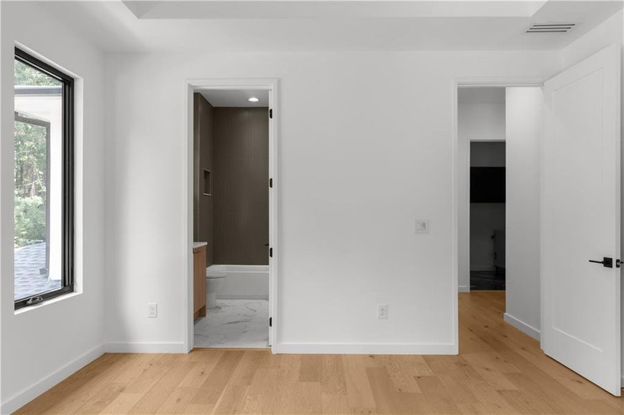 Spacious, unfurnished interior of a new home in , Atlanta (Image 86). Spacious, unfurnished interior of a new home in , Atlanta (Image 86).