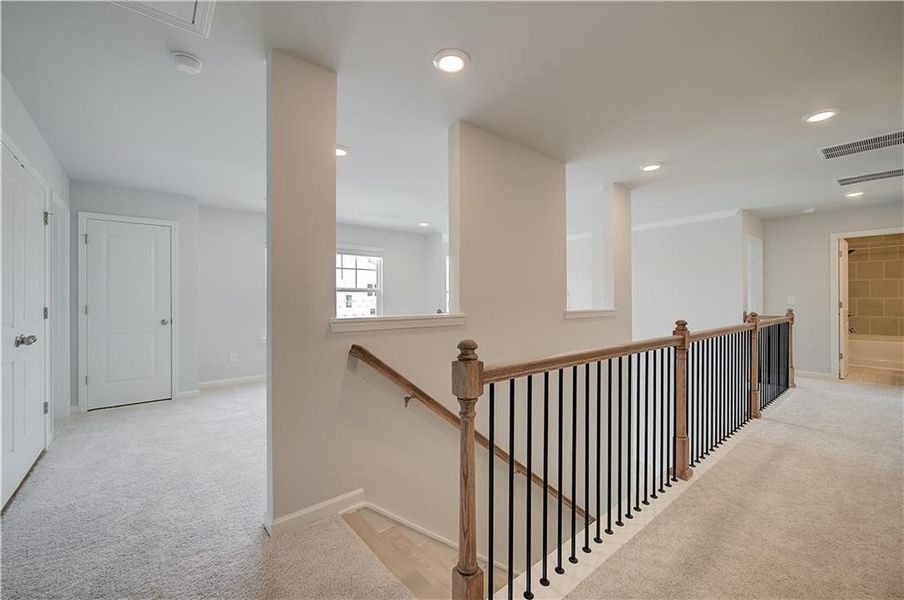 Spacious, unfurnished interior of a new home in Northcroft, Loganville (Image 16).