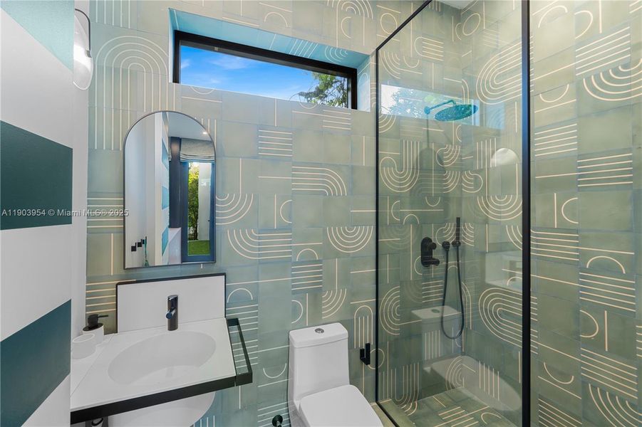 Furnished interior view inside a new home in , Miami Beach (Image 76).