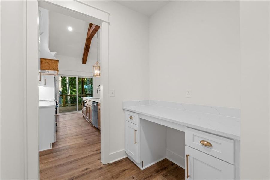 Furnished interior view inside a new home in , Dahlonega (Image 10).