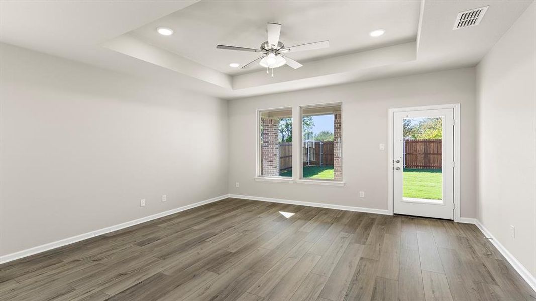 16. 441 Silent Pond - Family (2) 16. 441 Silent Pond - Family (2)