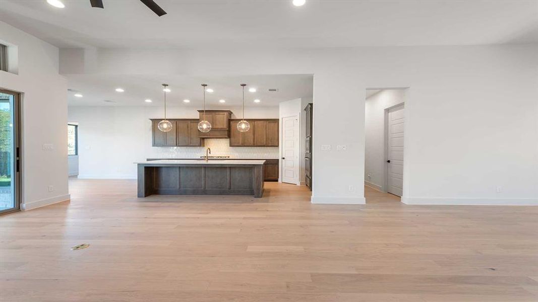 Spacious, unfurnished interior of a new home in , Lavon (Image 19). Spacious, unfurnished interior of a new home in , Lavon (Image 19).