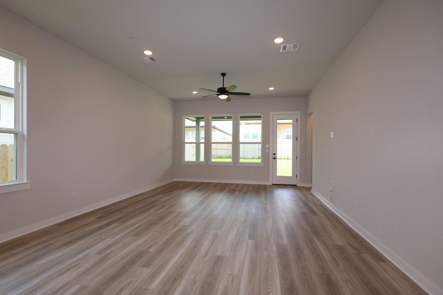 Spacious, unfurnished interior of a new home in Park Central, Georgetown (Image 17). Spacious, unfurnished interior of a new home in Park Central, Georgetown (Image 17).