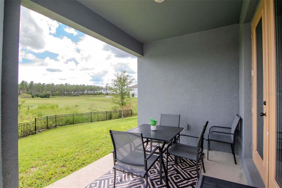 Exterior details and patio area of a home in , Davenport (Image 22).