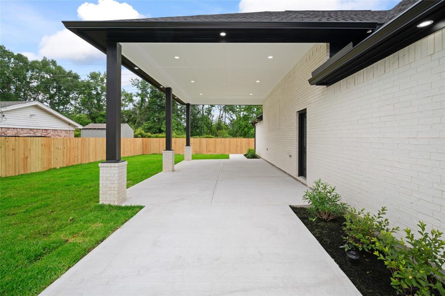 Exterior details and patio area of a home in , Porter (Image 3).