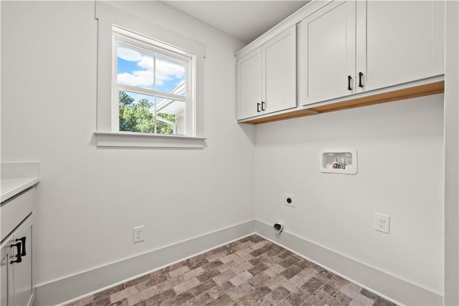 Image 34 of a home in .