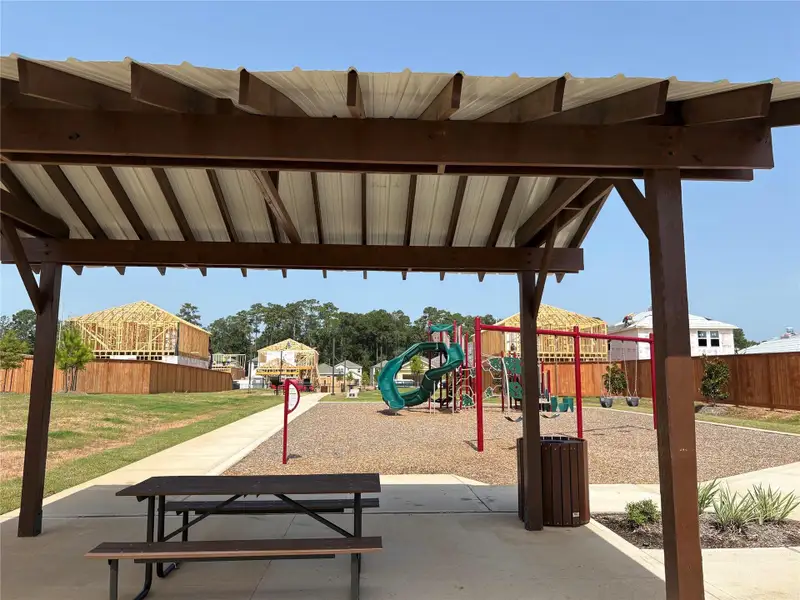 Image 23 of a home in Royal Pines.