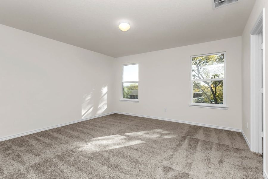 Spacious, unfurnished interior of a new home in Spanish Trails Villas, San Antonio (Image 7).