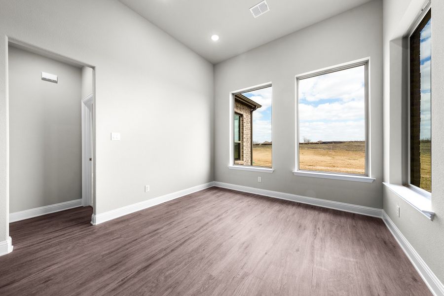 Spacious, unfurnished interior of a new home in Berkshire Estates, Mesquite (Image 18). Spacious, unfurnished interior of a new home in Berkshire Estates, Mesquite (Image 18).