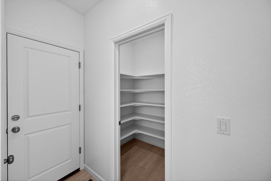 Spacious, unfurnished interior of a new home in Trailstone, Arvada (Image 18).