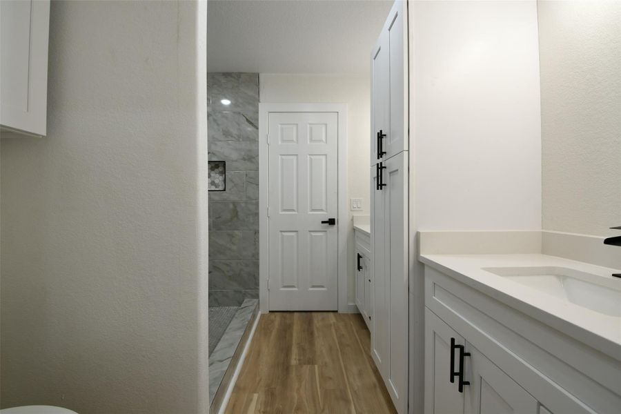 Furnished interior view inside a new home in , Conroe (Image 3). Furnished interior view inside a new home in , Conroe (Image 3).