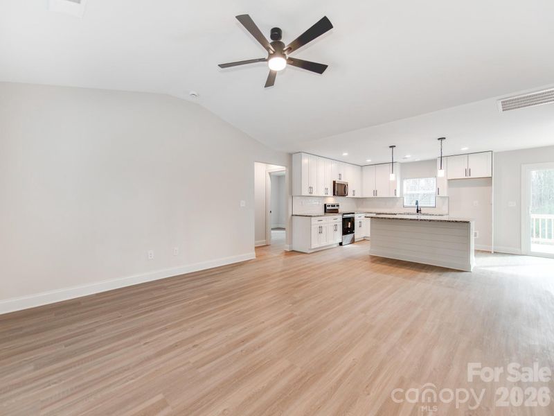 Spacious, unfurnished interior of a new home in , Monroe (Image 20).