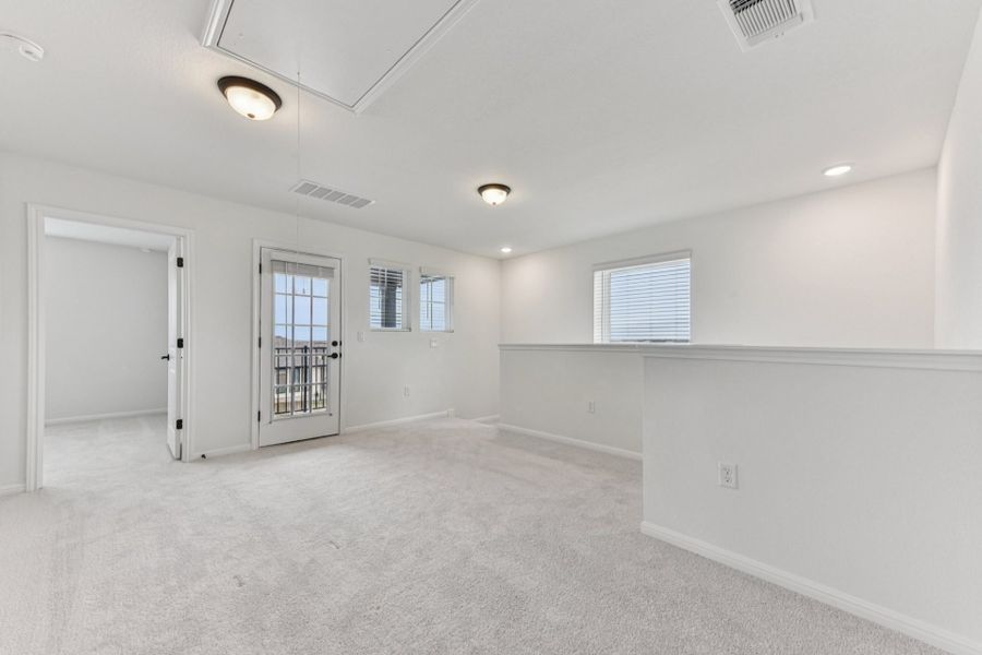 Spacious, unfurnished interior of a new home in Easton Park, Austin (Image 13).