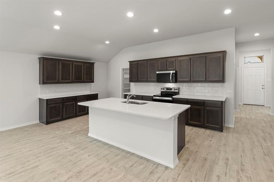 09. 3274 Ribisl - Kitchen (2)