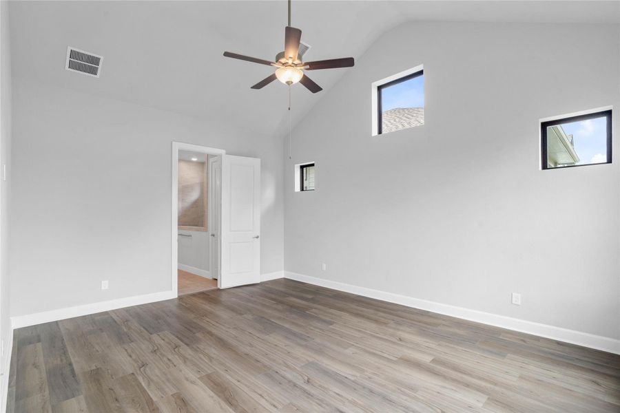 Spacious, unfurnished interior of a new home in , Montgomery (Image 27).
