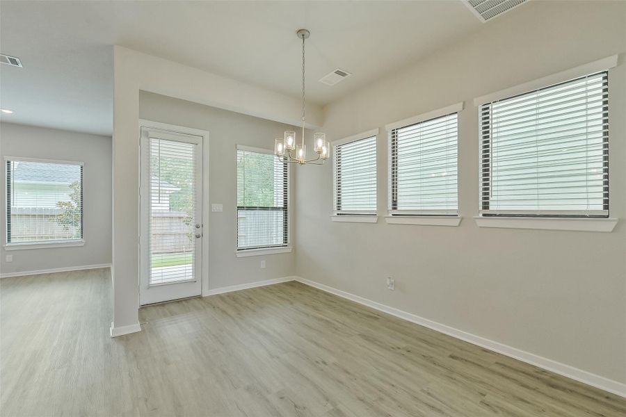 Spacious, unfurnished interior of a new home in Summer Place  35', Montgomery (Image 16).