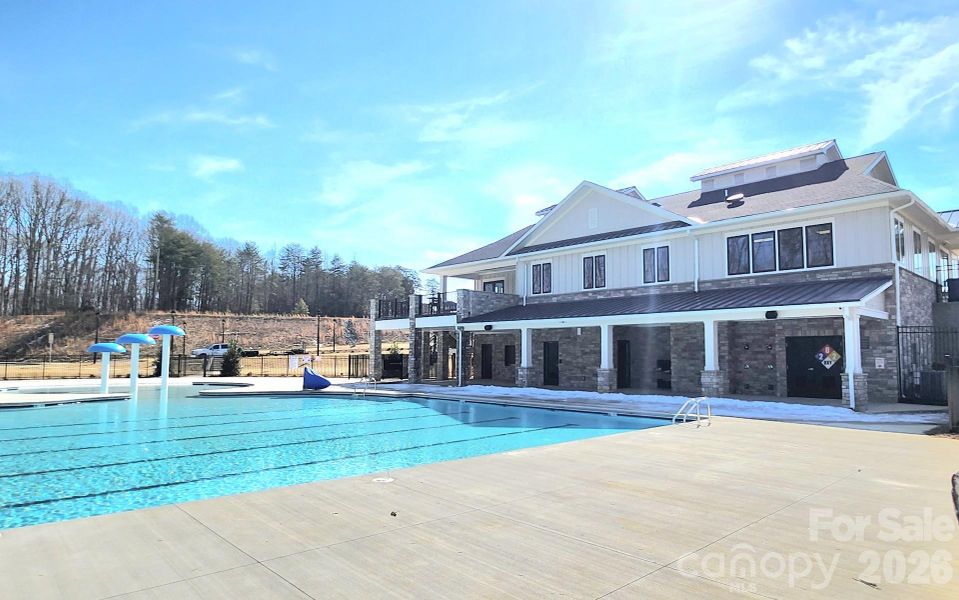 Community amenities in Shannon Woods, Maiden (Image 12).