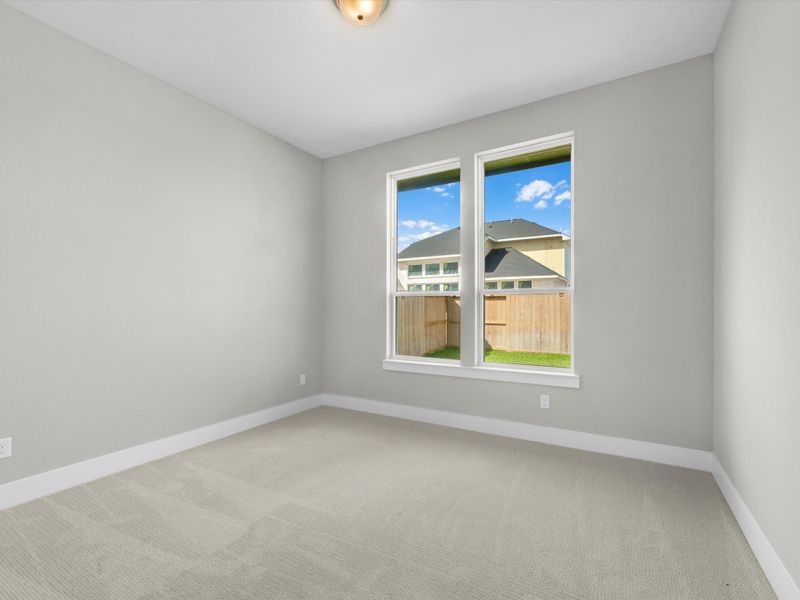 Spacious, unfurnished interior of a new home in Sienna 60’, Missouri City (Image 19).