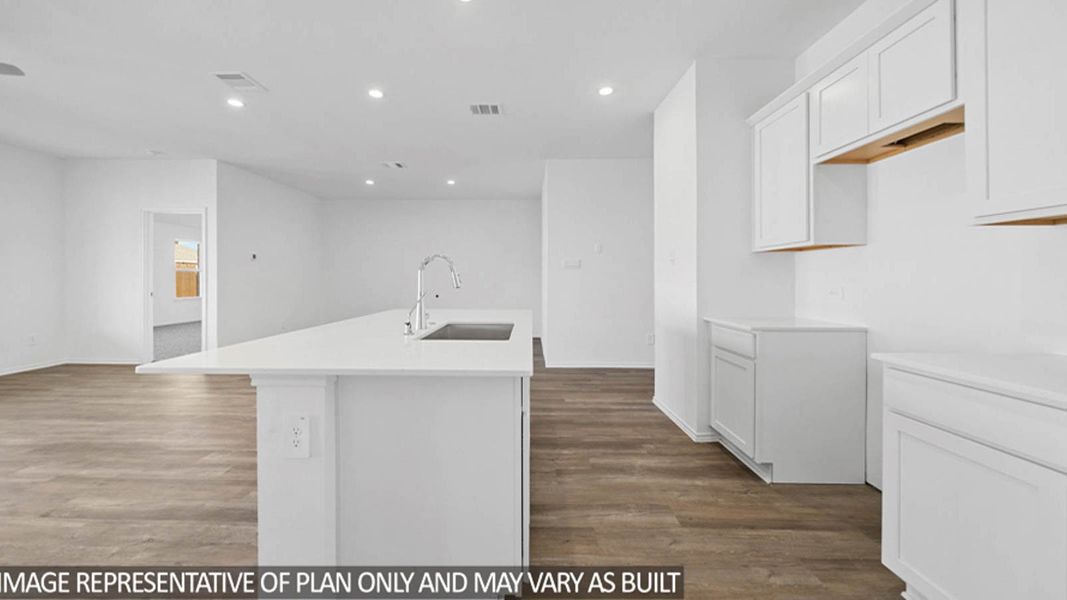 Image 18 of a home in Silverthorne.