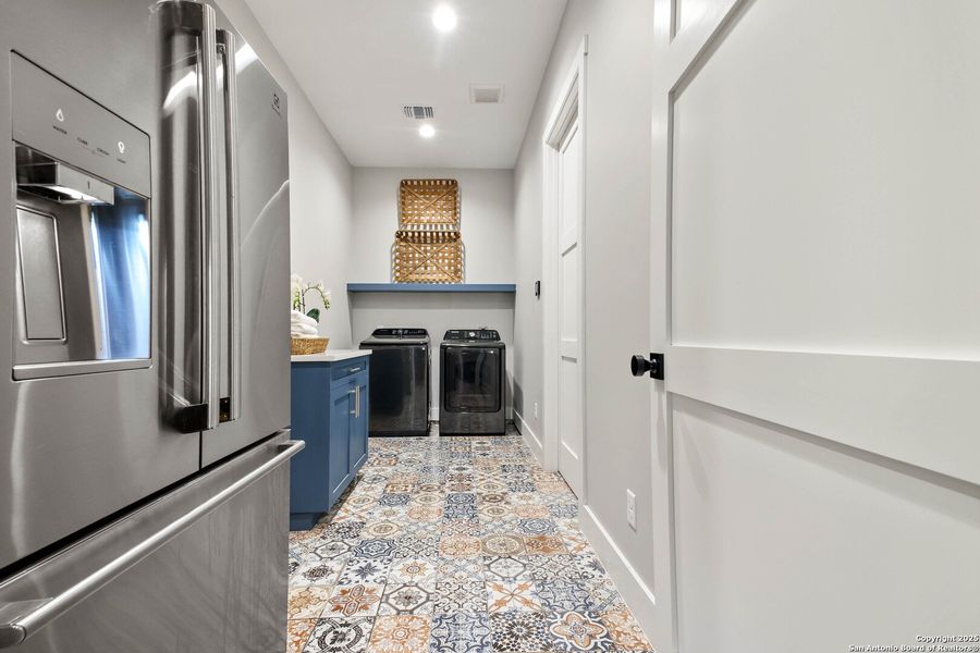 Furnished interior view inside a new home in , Fredericksburg (Image 3). Furnished interior view inside a new home in , Fredericksburg (Image 3).