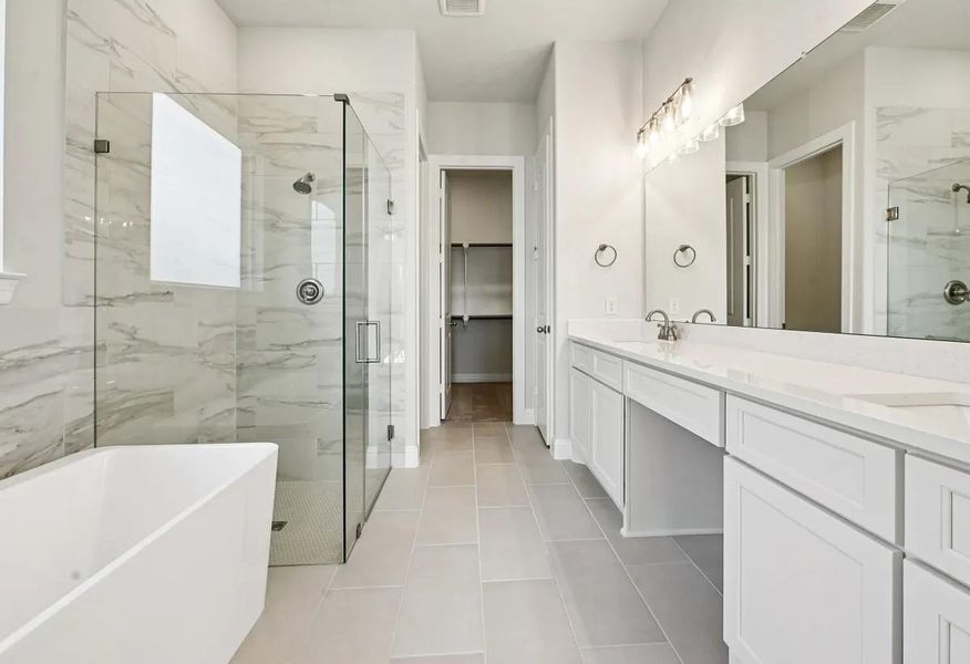 Furnished interior view inside a new home in Evergreen 50', Conroe (Image 5).