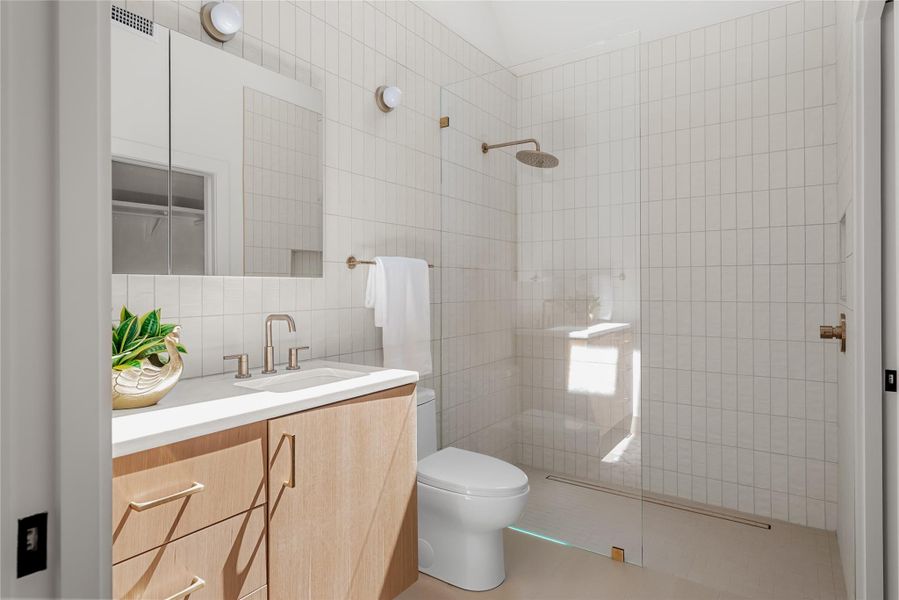 Furnished interior view inside a new home in , Austin (Image 9). Furnished interior view inside a new home in , Austin (Image 9).