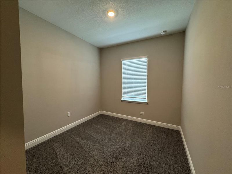 Spacious, unfurnished interior of a new home in Hamlin Ridge, Winter Garden (Image 24).