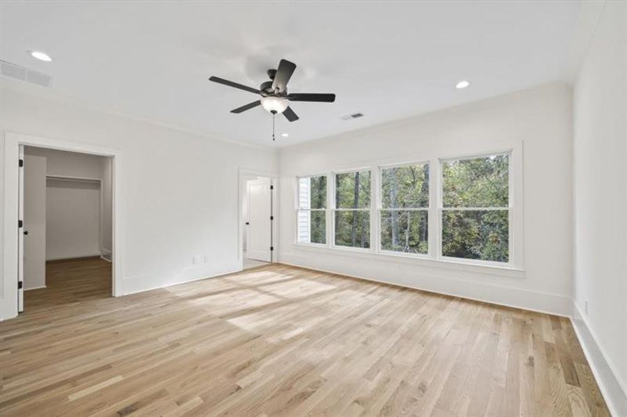 Spacious, unfurnished interior of a new home in , Madison (Image 28).