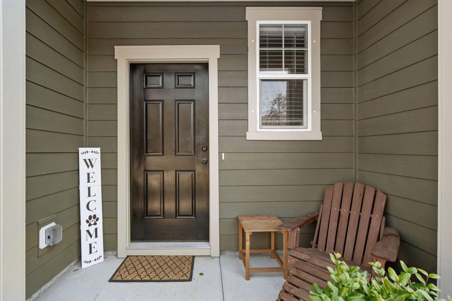 Exterior details and patio area of a home in , North Charleston (Image 33).