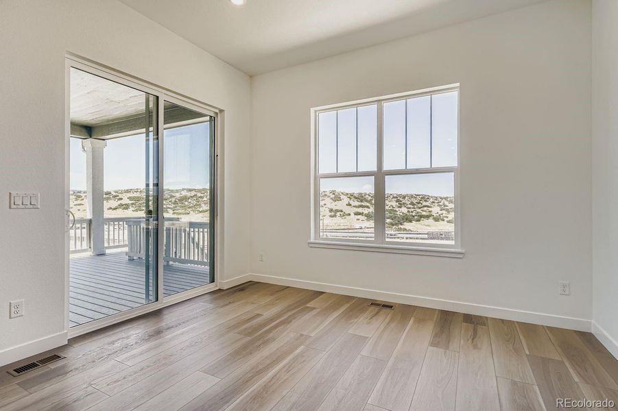 Spacious, unfurnished interior of a new home in Macanta: The Legends Collection, Castle Rock (Image 12).