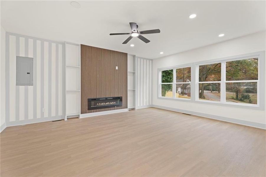 Spacious, unfurnished interior of a new home in , Atlanta (Image 19).