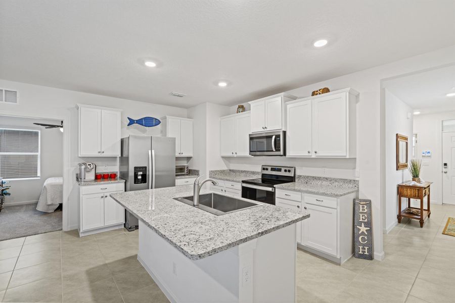Furnished interior view inside a new home in , Port St. Lucie (Image 10).