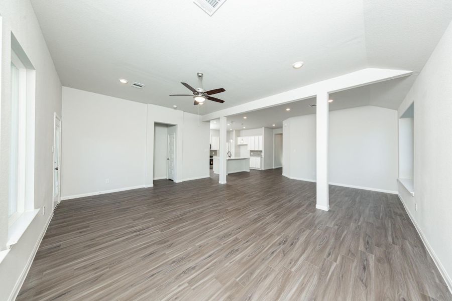 Spacious, unfurnished interior of a new home in Bluestem, Brookshire (Image 12). Spacious, unfurnished interior of a new home in Bluestem, Brookshire (Image 12).