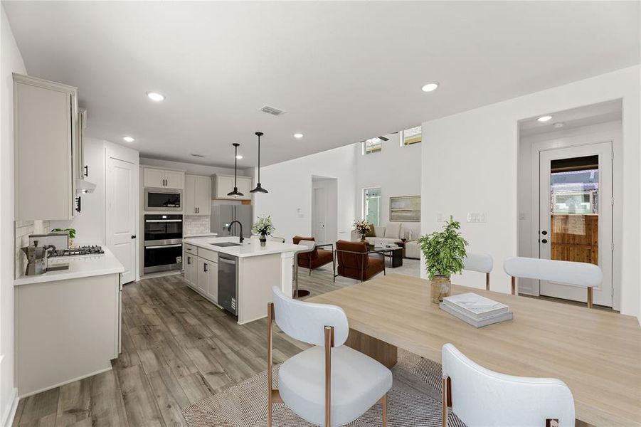 1425 Clare - Dining VS