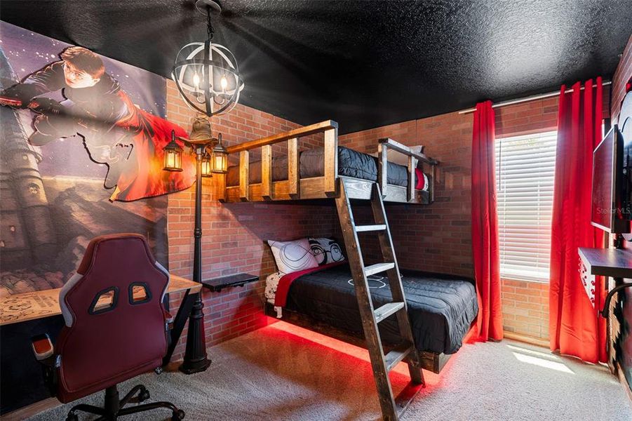 Image 37 of a home in .