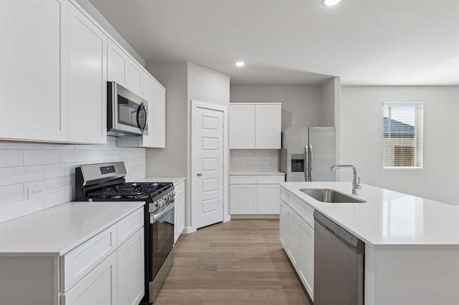 Furnished interior view inside a new home in Lone Oak, Alvarado (Image 7). Furnished interior view inside a new home in Lone Oak, Alvarado (Image 7).