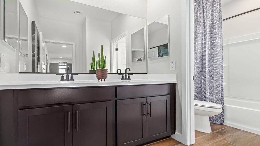 Representative furnished interior of a home built from the 45RM5 by Taylor Morrison in Almeria at Rancho Mercado, Surprise (Image 29).