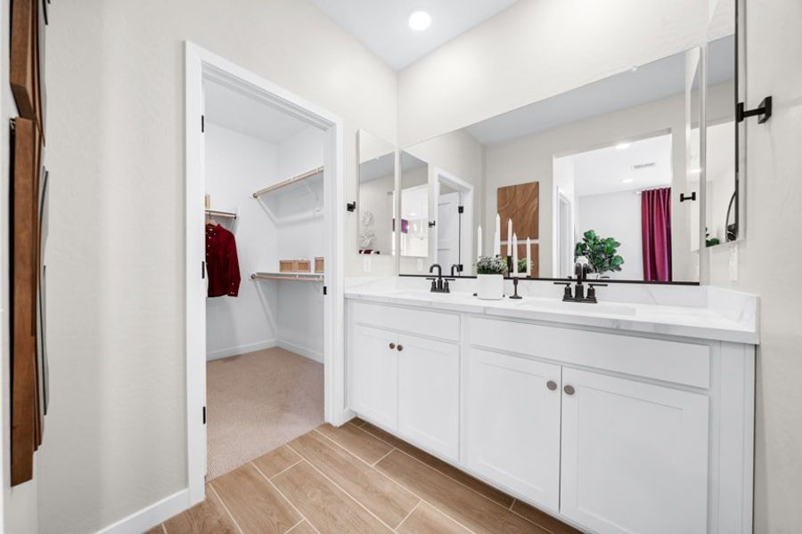 Primary Bathroom | Terraza | Mira Vista at Victory in Buckeye, AZ by Landsea Homes