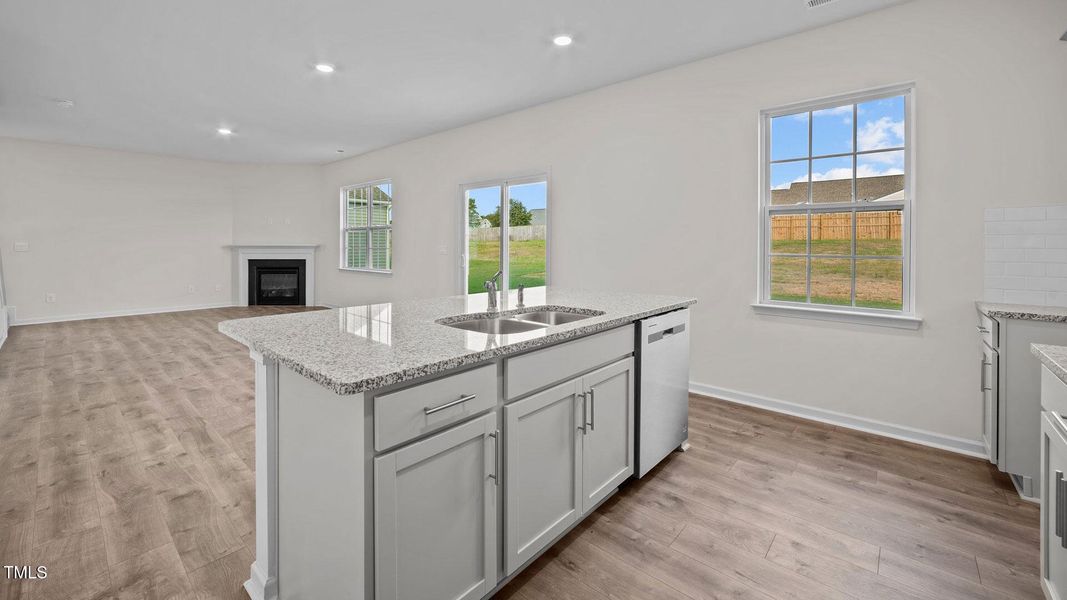 1121 Middlecrest Drive 1121 Middlecrest Drive