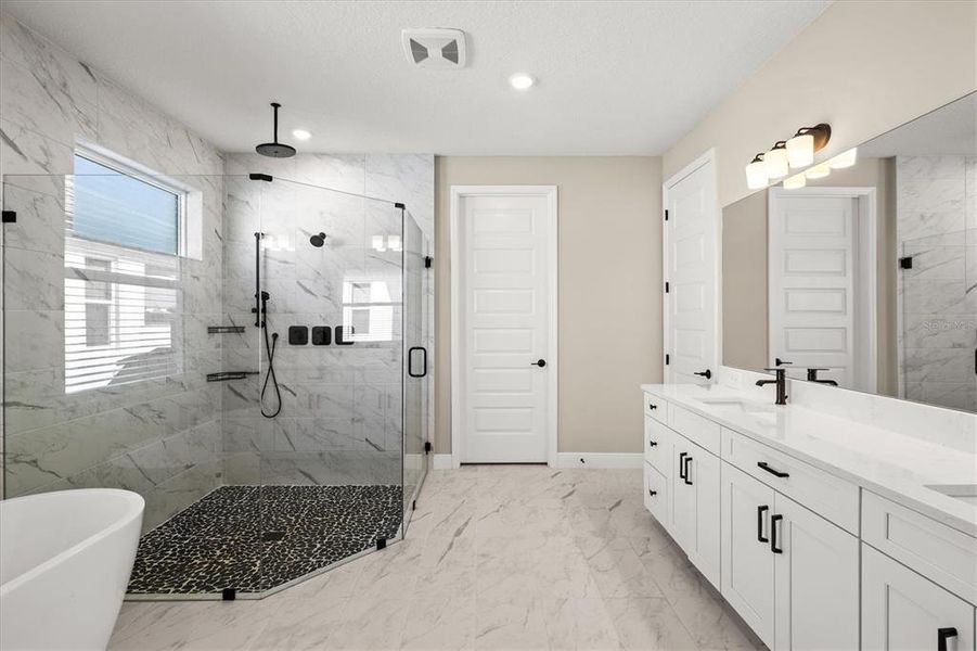 Furnished interior view inside a new home in , Bradenton (Image 45).