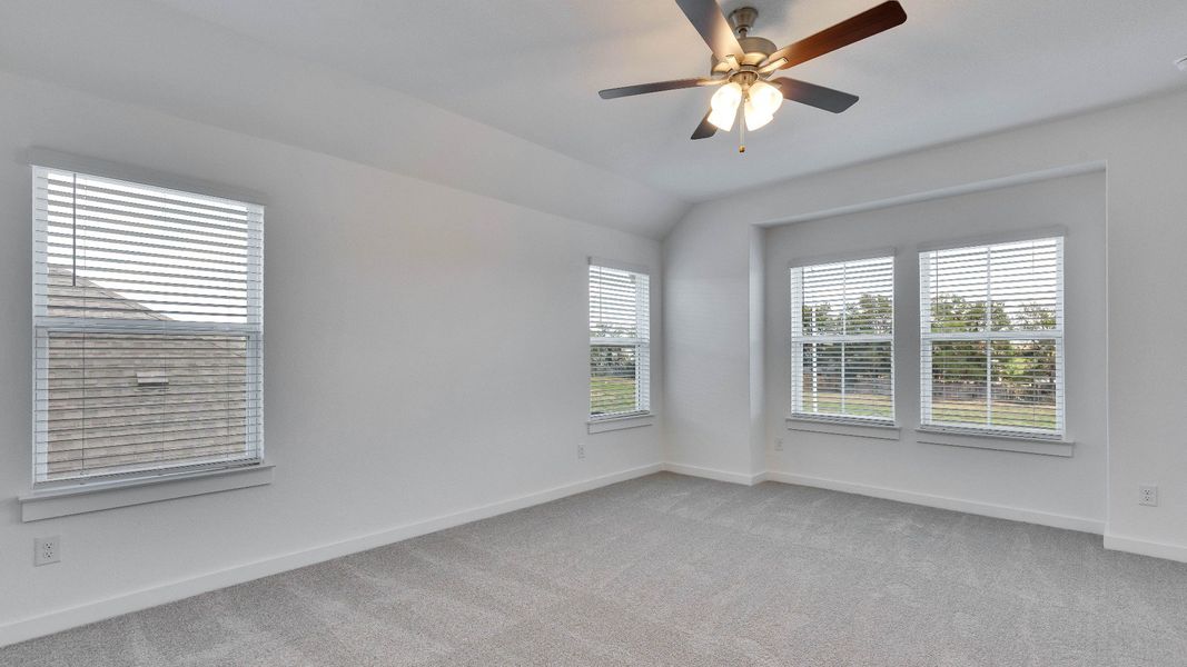 Furnished interior view inside a new home in Creeks Crossing, Elgin (Image 15).