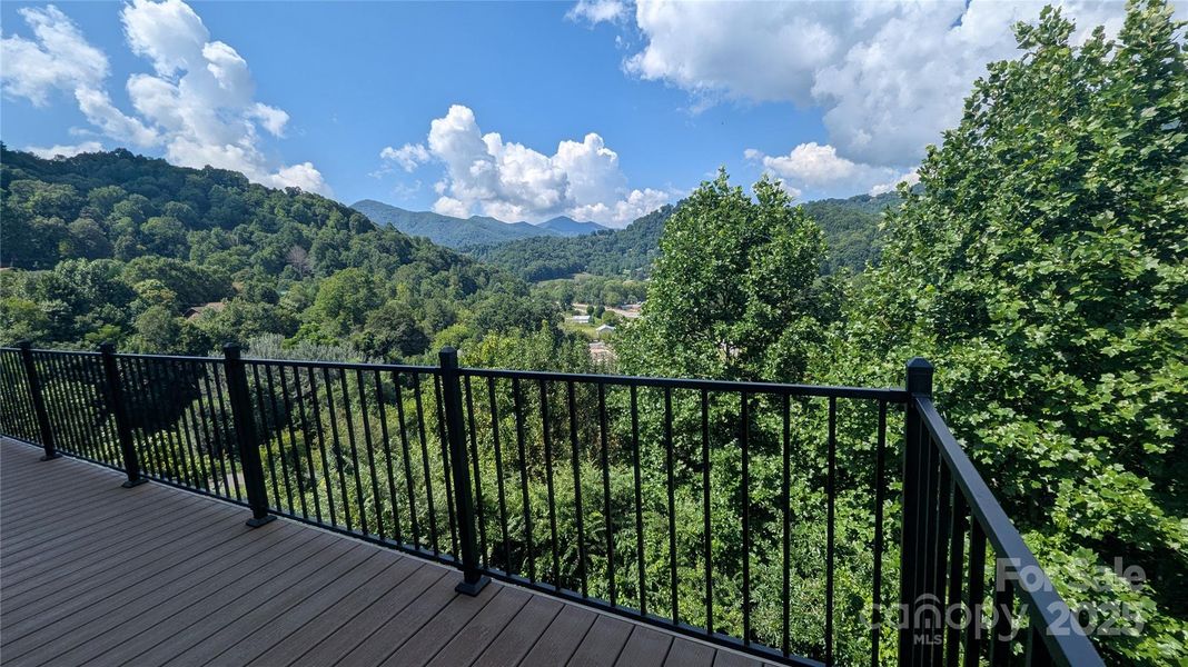 Image 22 of a home in .