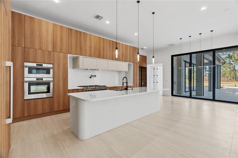 Furnished interior view inside a new home in , Montverde (Image 16).