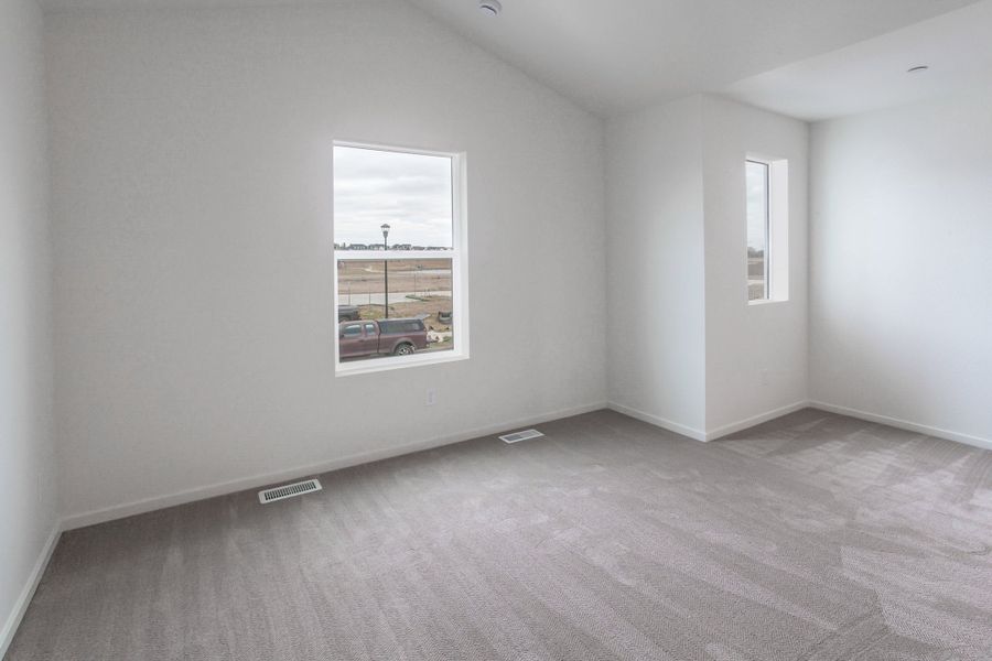 Spacious, unfurnished interior of a new home in Bloom, Fort Collins (Image 24).