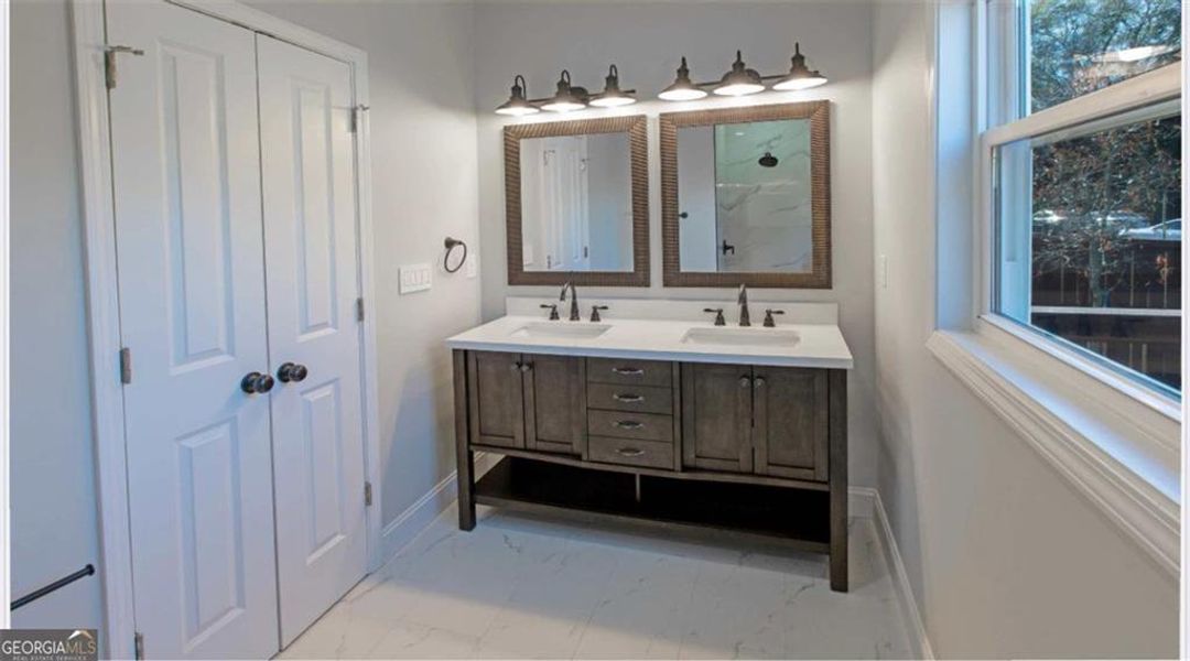 Furnished interior view inside a new home in , Atlanta (Image 7).