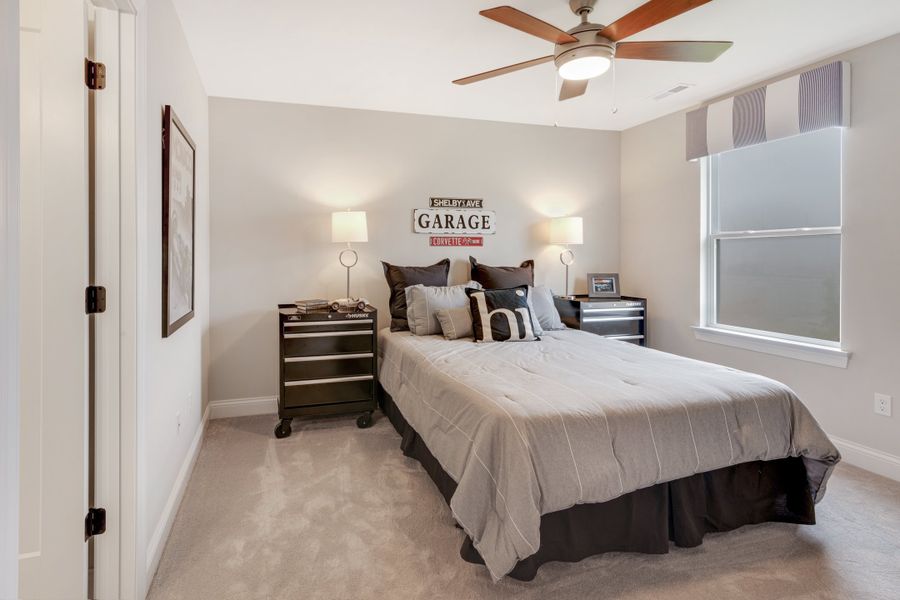 2D floor plan layout for the Breckenridge by Fischer Homes in Three Rivers, Euharlee, GA (Image 13).